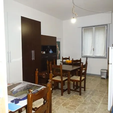 Konukevi San Lorenzino Orco Feglino